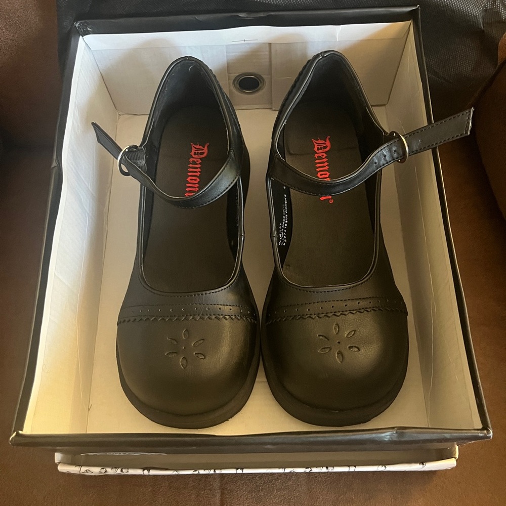 Demonia Sunday CRUX-07  Black Mary Jane's